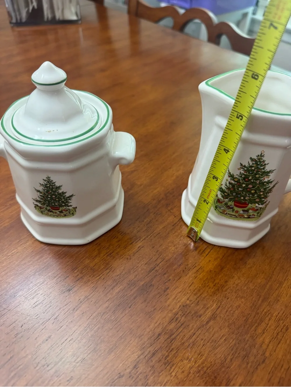 Pfaltzgraff Christmas Heritage Ceramic Creamer and Sugar Set
